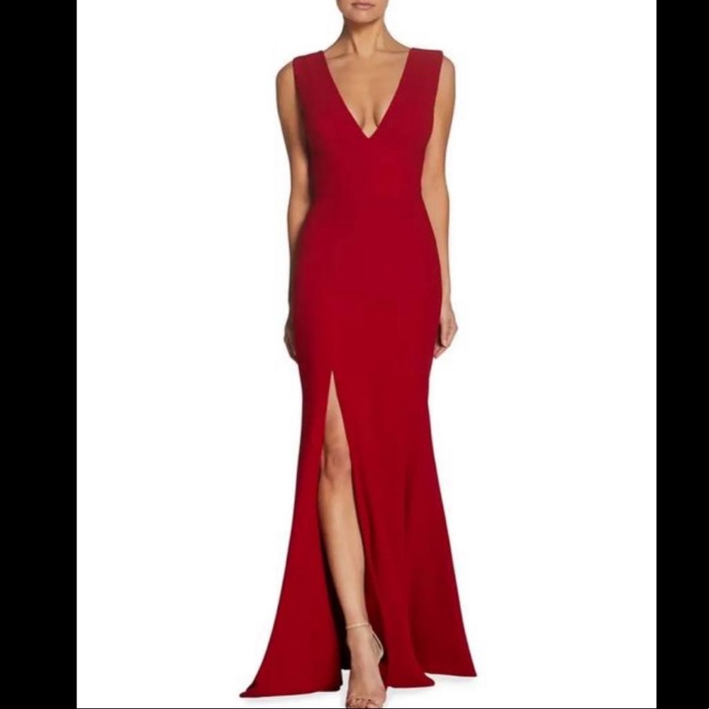 Dress the population Sandra gown - garnet - size M shortened to 5’7”